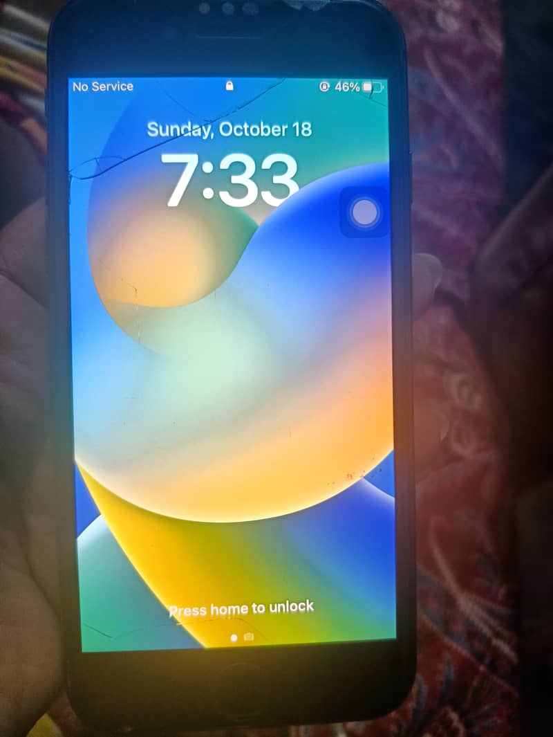 Apple iPhone 8 3