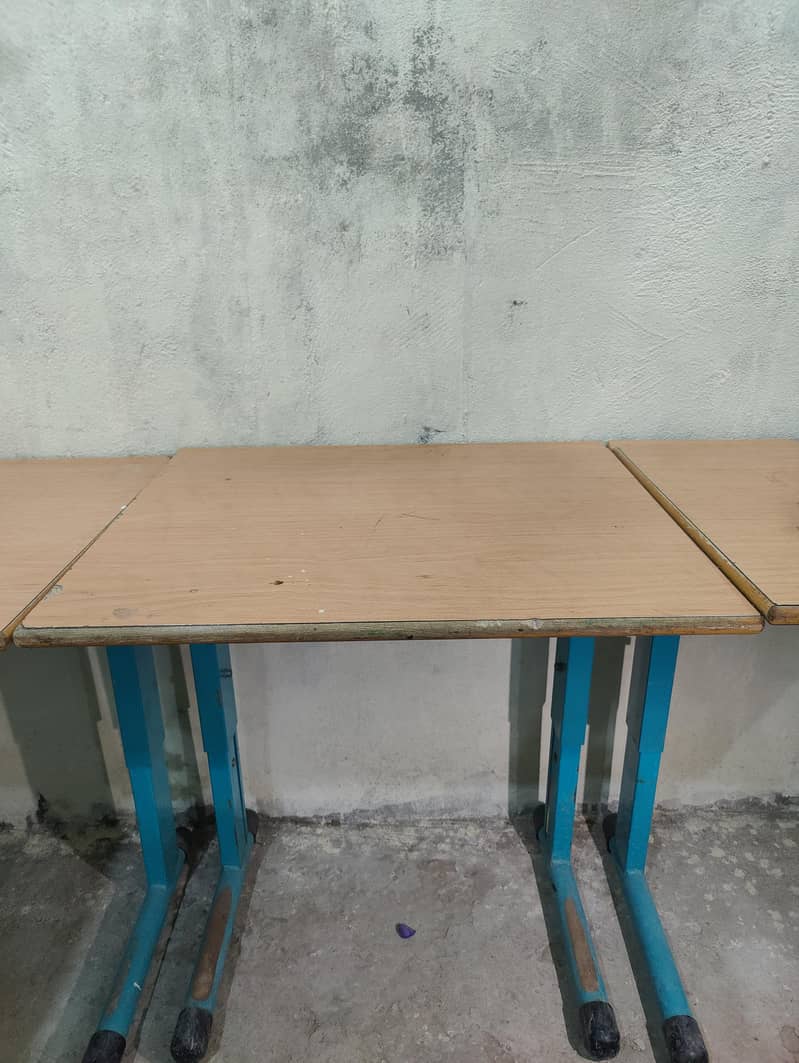 school table 0