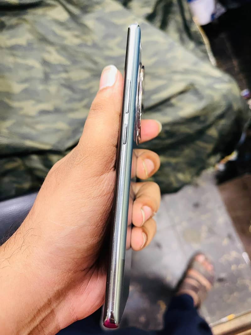 Infinix Zero 40 3