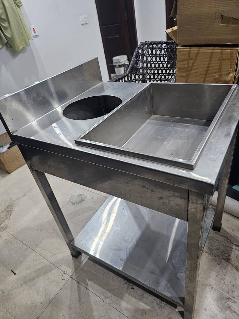 SS Kitchen working tables/Spice Table/Breading Table/Exaust Hood 7
