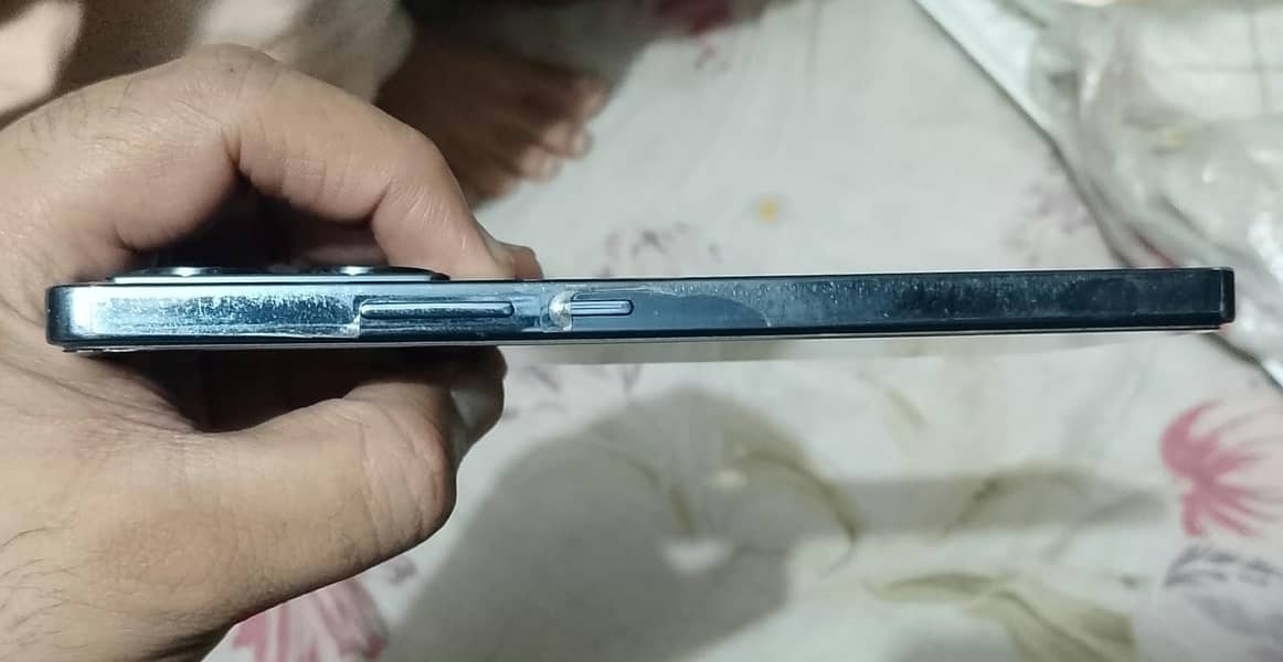 Infinix Note 40 4
