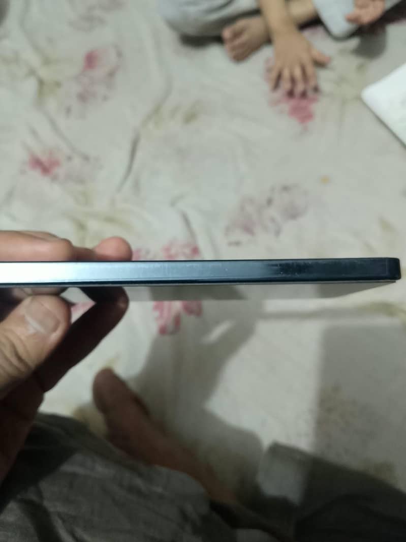 Infinix Note 40 5