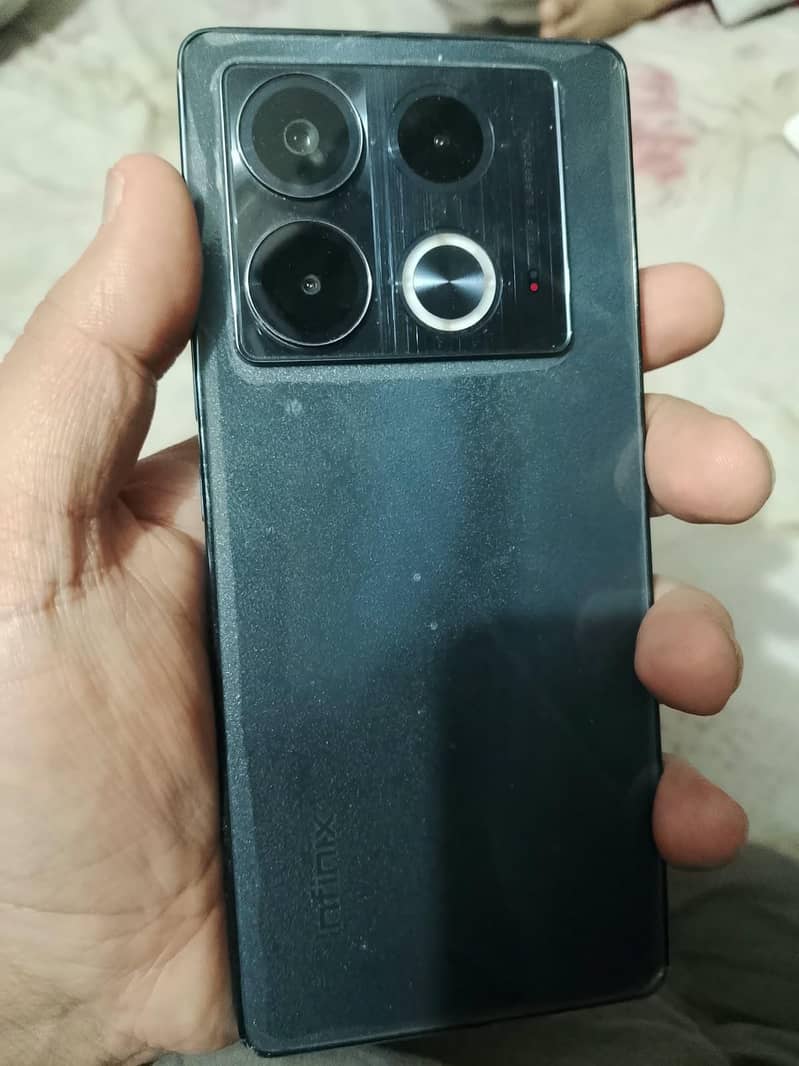 Infinix Note 40 7
