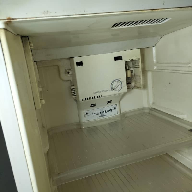 full size Fridge 2