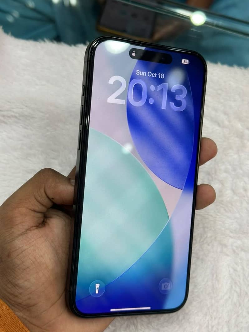Apple iPhone 15 Pro Max 0