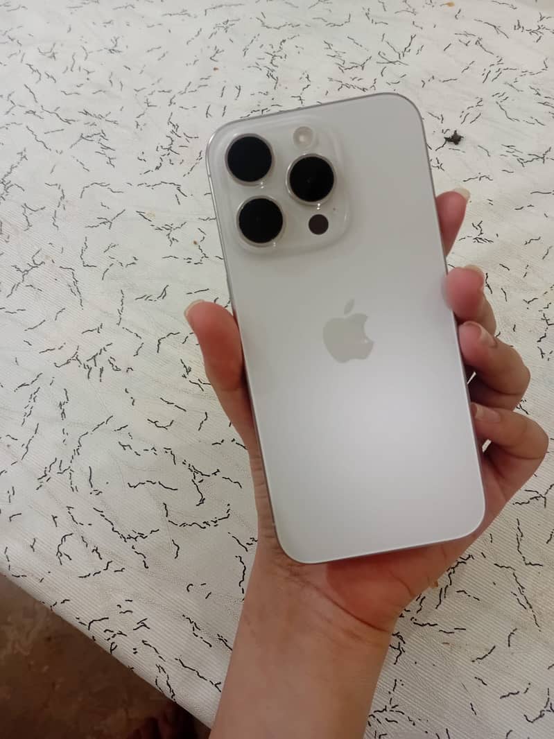 Apple iPhone 15 Pro 5