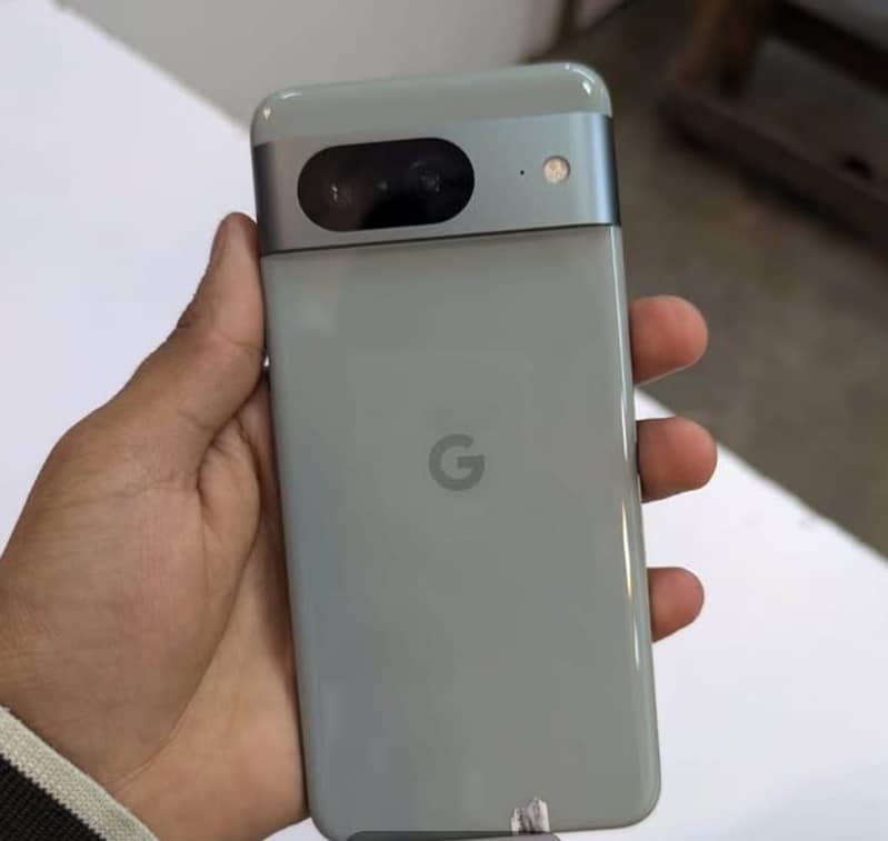 Google Pixel 8 3