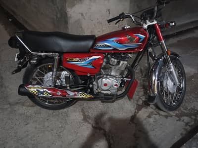 Honda CG 125 2024 model red colour good condition
