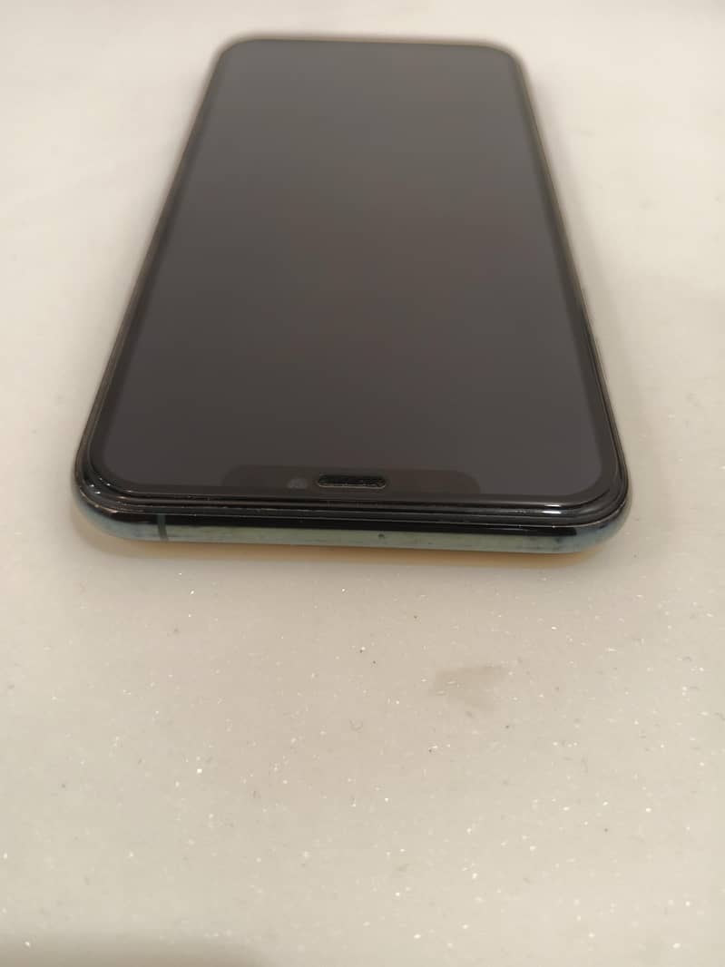 Apple iPhone 11 Pro Max 7