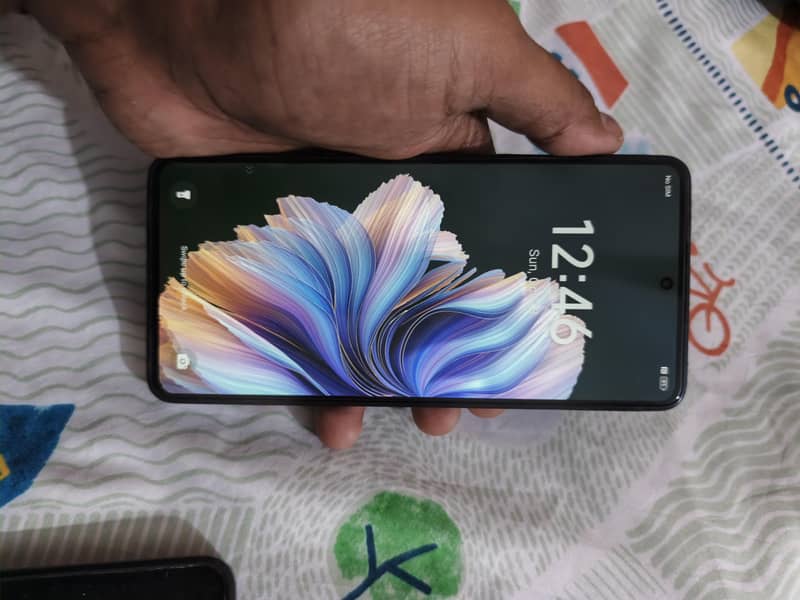 Tecno CAMON 20s Pro 8+5 Ram 256Gb Rom Complete Saman k sath 1
