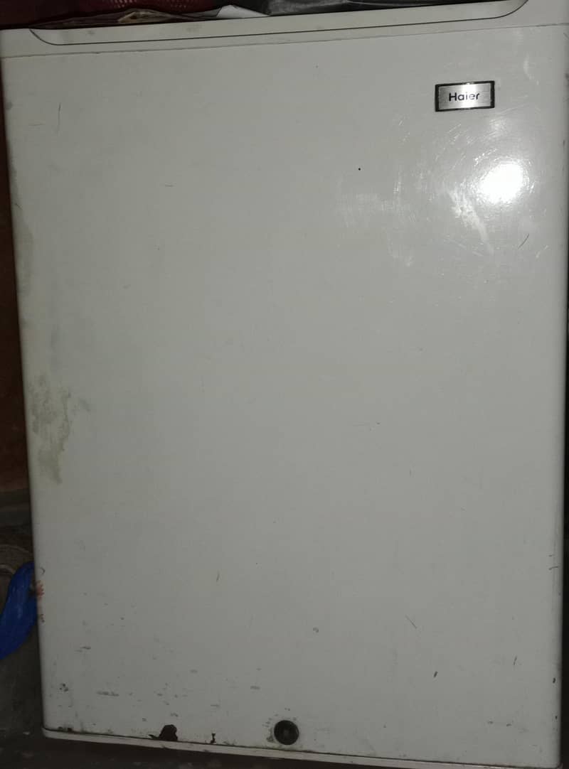 Mini Room fridge 0