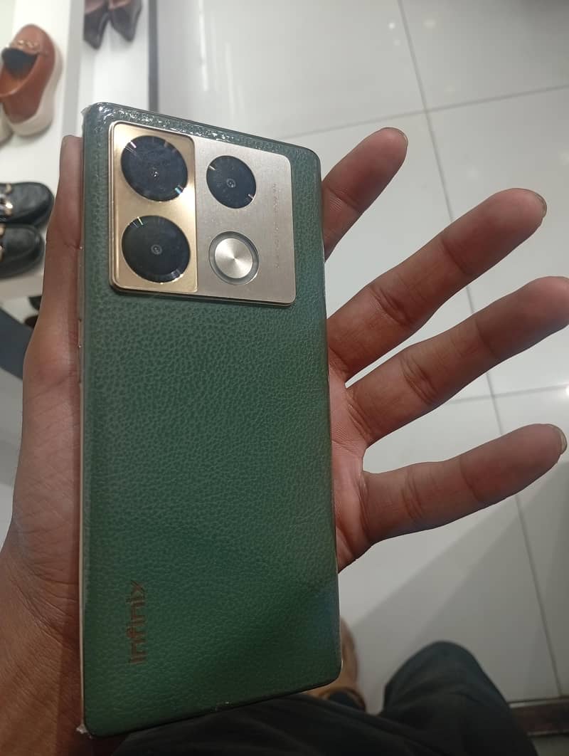 Infinix Note 40 Pro Plus 3