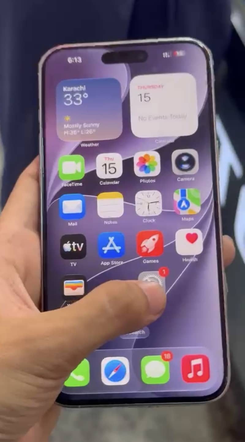Apple iPhone 15 Pro Max 2
