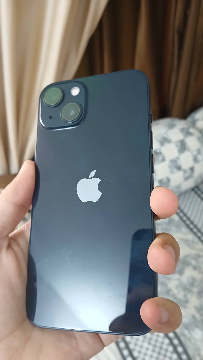 Apple iPhone 13 3