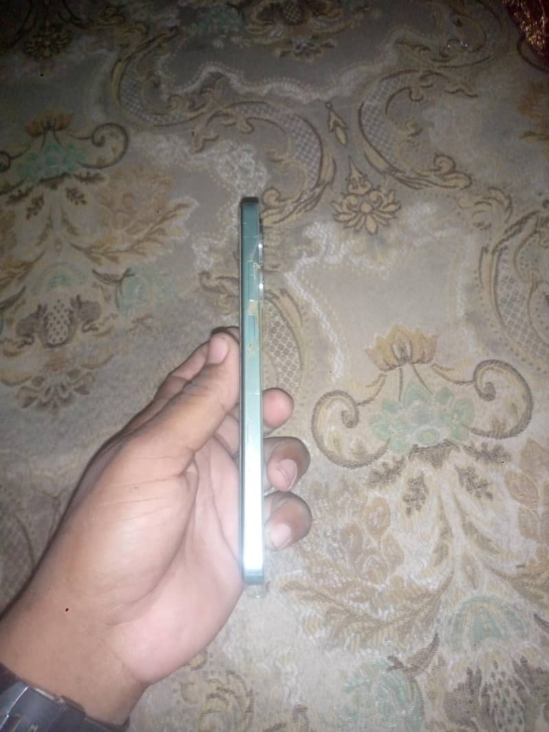 Realme Note 60x 4