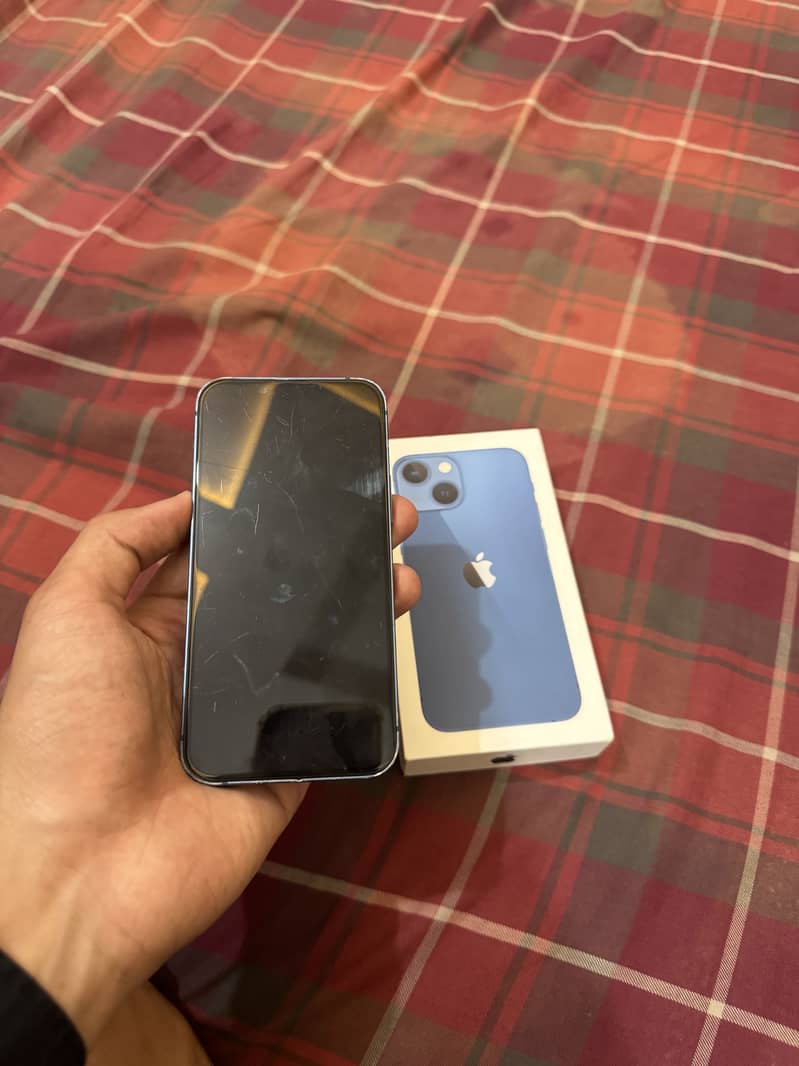 iPhone 13mini 0