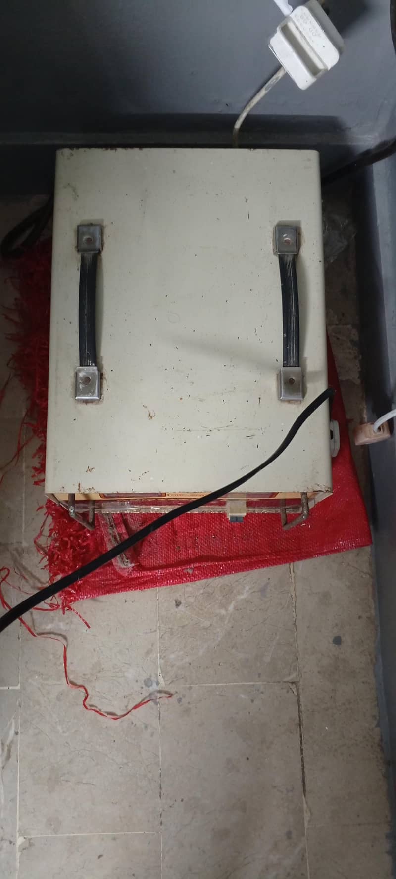 Universal Stabilizer 5kv 2