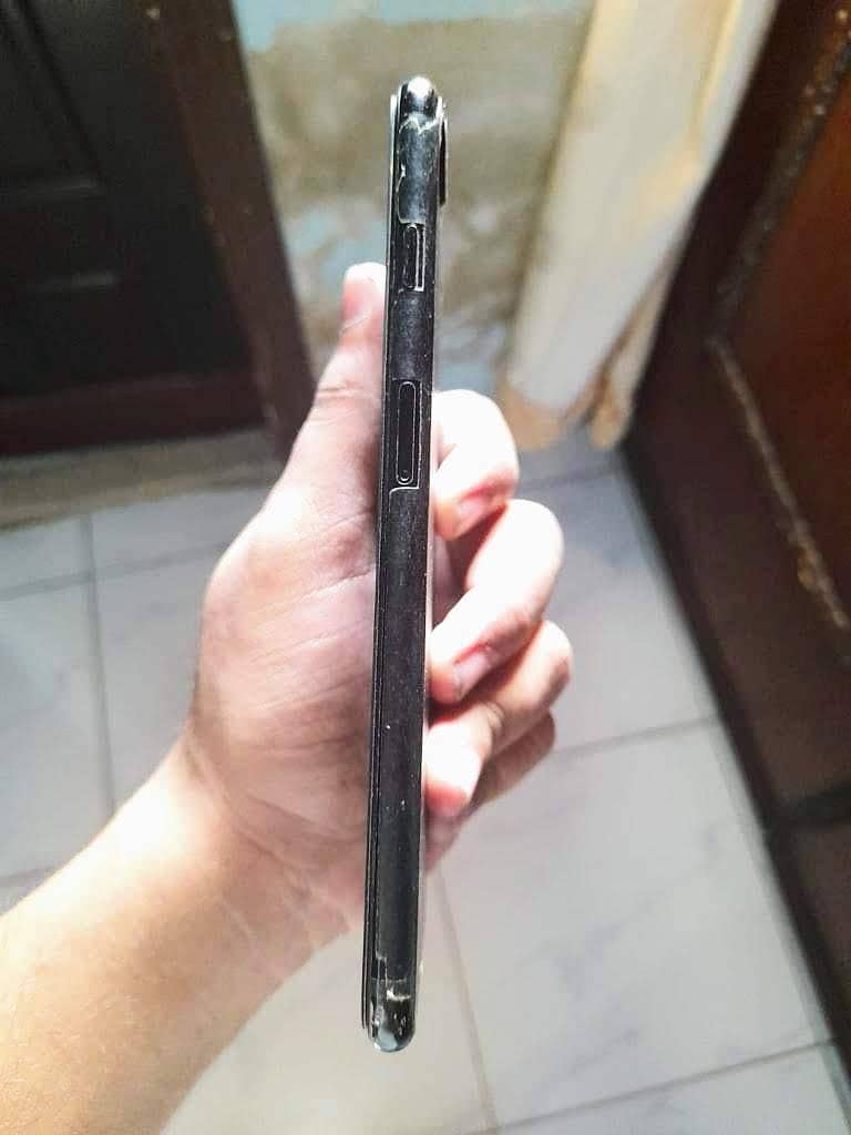 Apple iPhone 7 Plus 1
