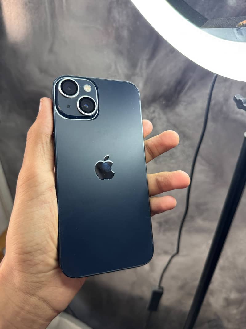 Apple iPhone 13 1