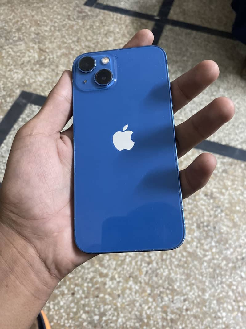Apple iPhone 13 3