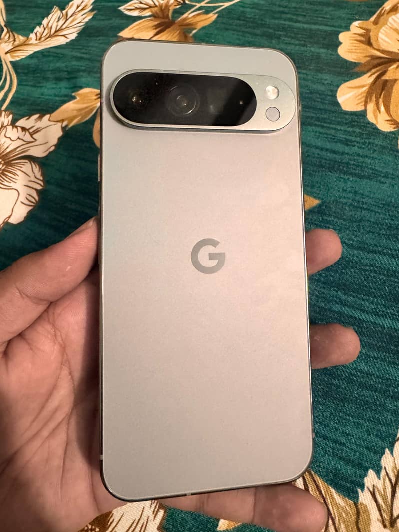 Google Pixel 9 Pro XL 0