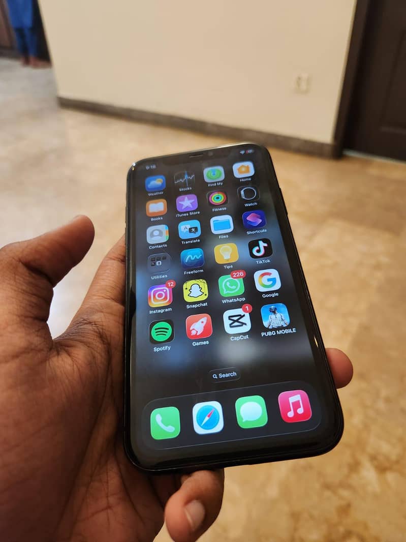 Apple iPhone 11 2