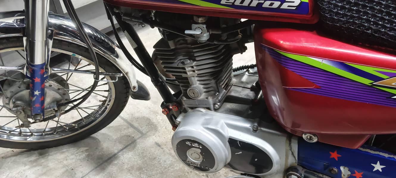 Honda CD 125 3