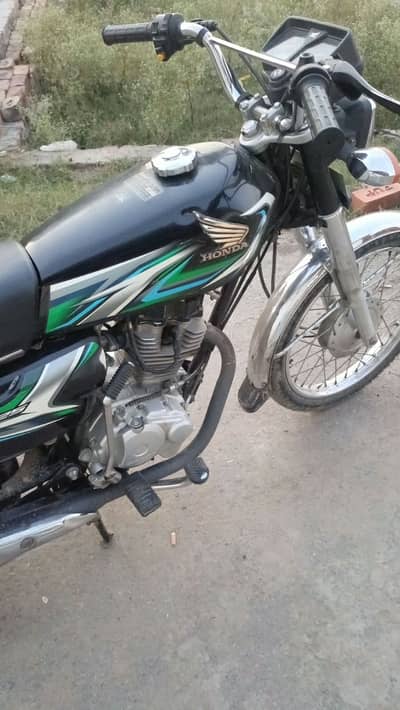 Honda CG 125 2023