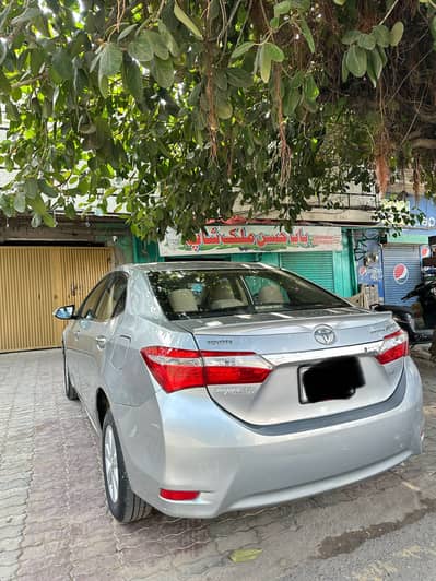 Toyota Corolla Altis 2015