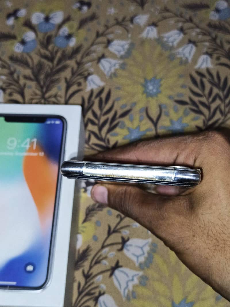 Apple iPhone X 2