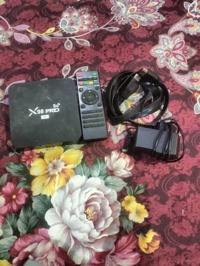 x98pro tv box available with all accessories in 100 percent working