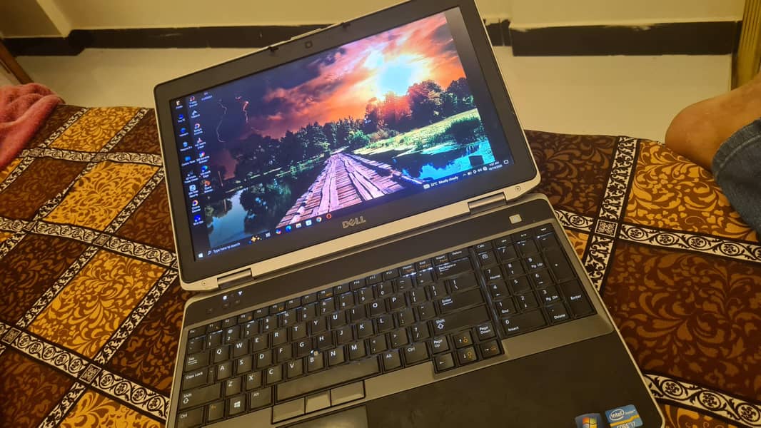 dell laptop 0