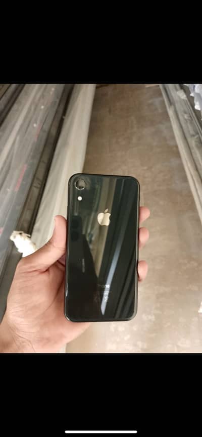 Apple iPhone XR