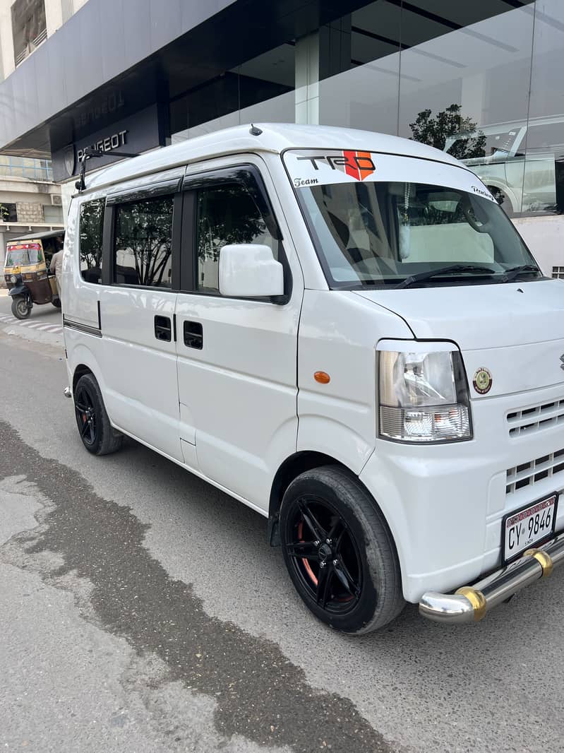 Suzuki Every 2014 1