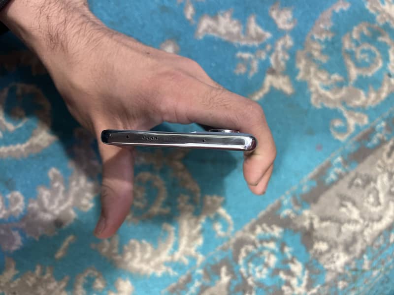 Tecno CAMON 40 Pro 4
