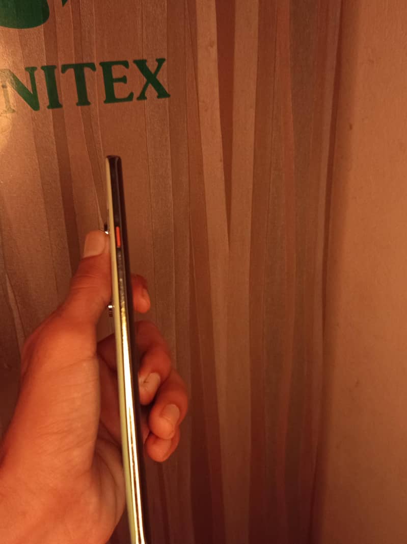 Tecno CAMON 40 Pro 2