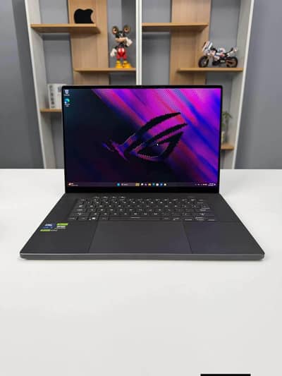 Asus zephyrus G16 2024
