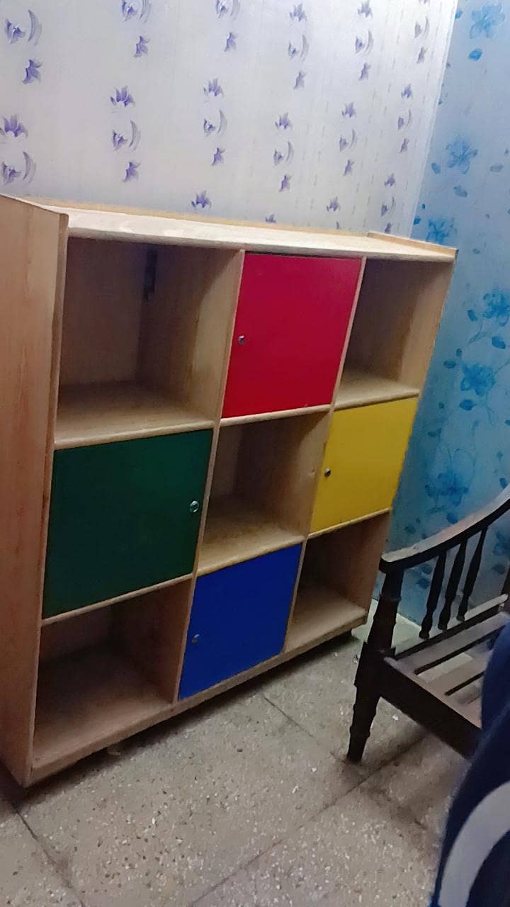 cabinet 0