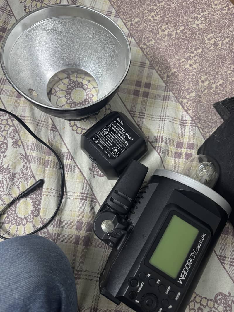 Strobe light AD 600 2