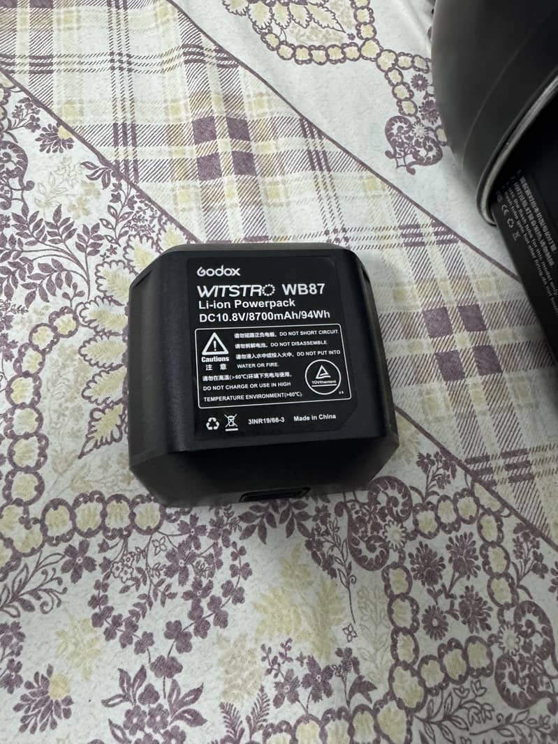 Strobe light AD 600 5