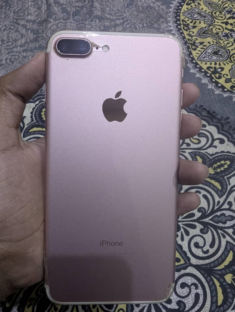 Apple iPhone 7 Plus 0