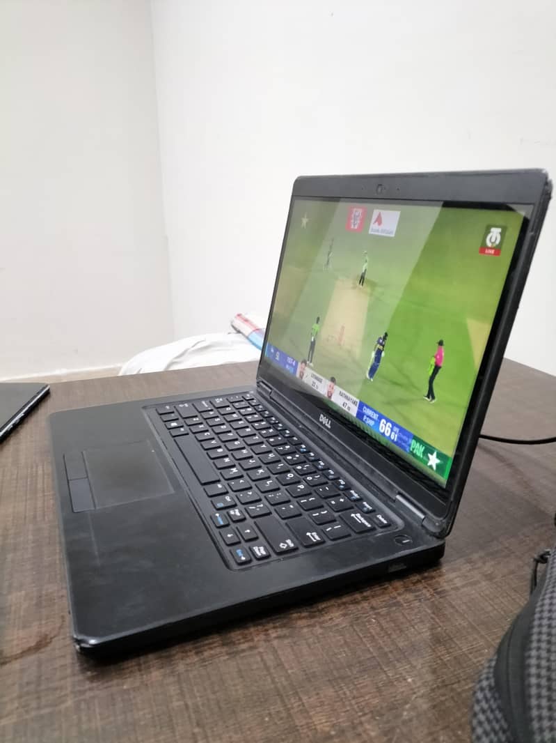 Dell laptop 0