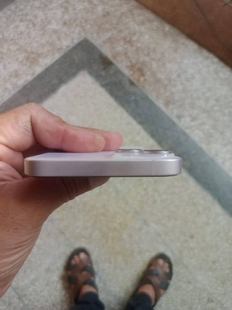 Apple iPhone 14 plus 1