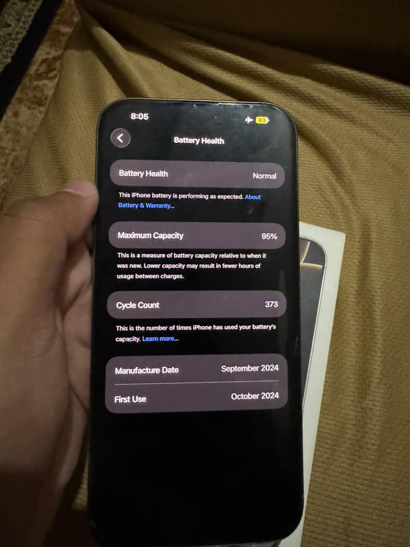 Apple iPhone 16 Pro Max 2