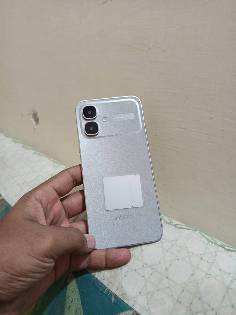 Infinix Smart 20 0