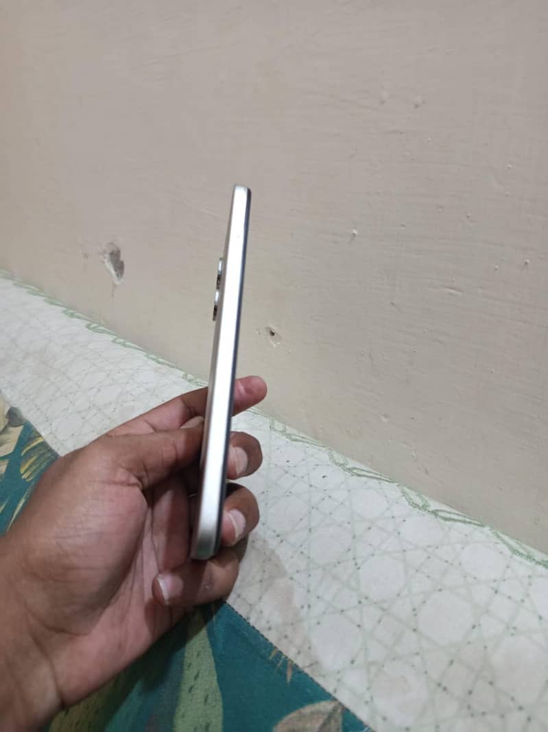 Infinix Smart 20 8