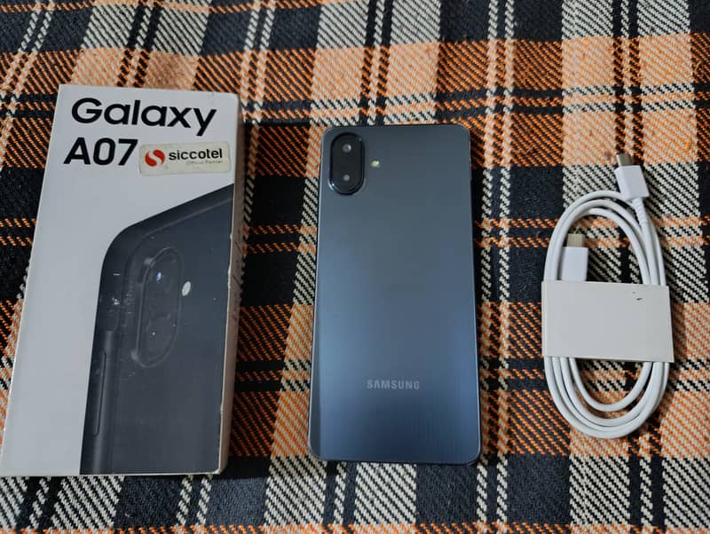 Samsung Mobile A07 1