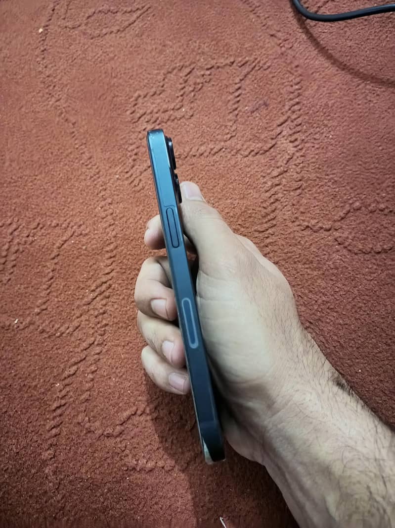 Apple iPhone 13 JV/I Think  Sim Time bi hy 1
