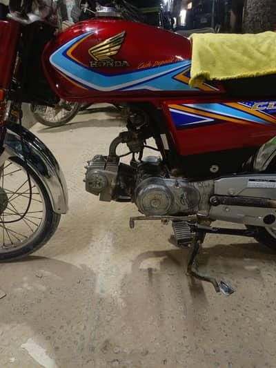 bike ma koi Kam nhi ha bike pore ok ha