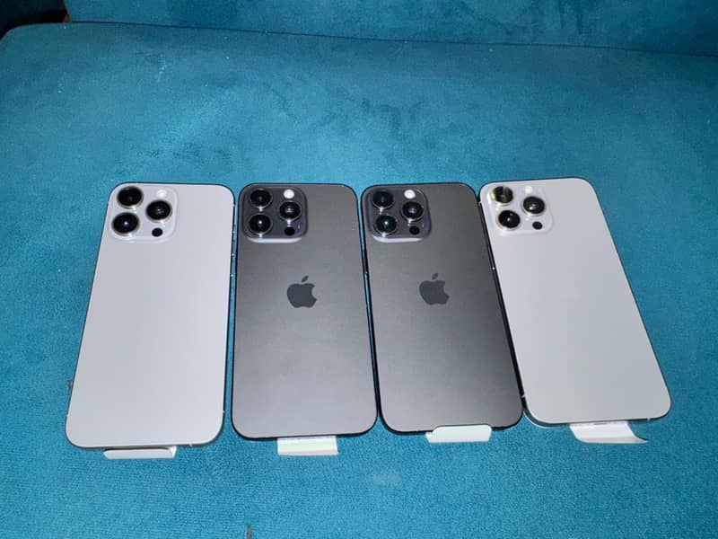 Apple iPhone 15 Pro Max 0